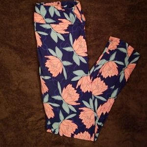 Lularoe  leggings TC
